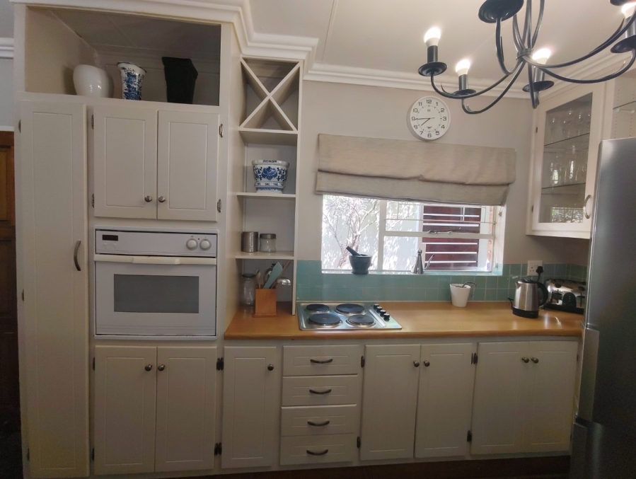 To Let 3 Bedroom Property for Rent in Pentagon Park Free State